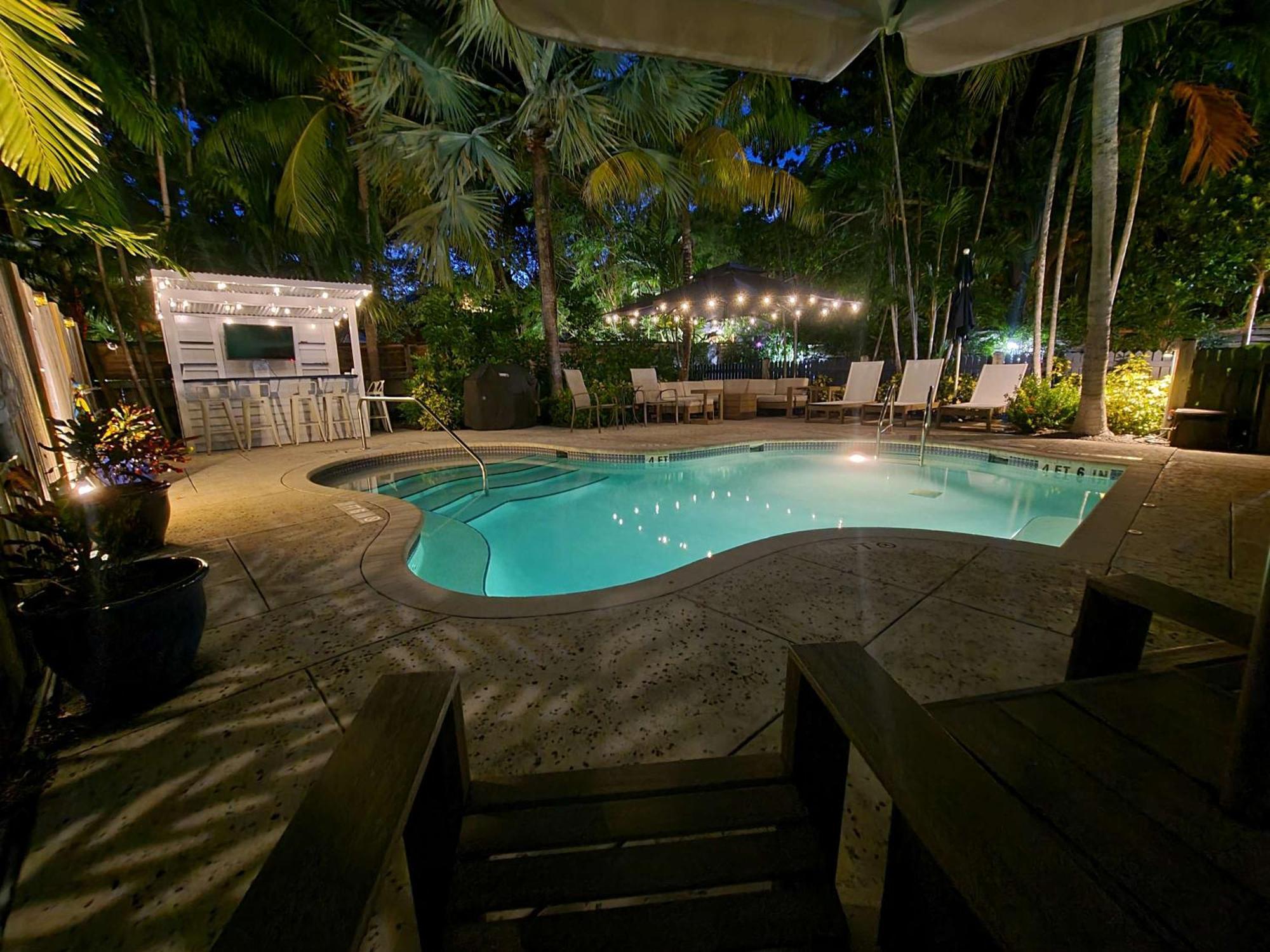 Duval Street Suite With Pool Key West Ngoại thất bức ảnh