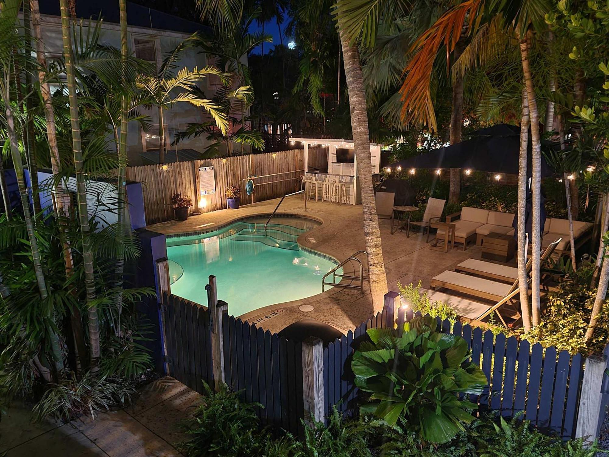 Duval Street Suite With Pool Key West Ngoại thất bức ảnh